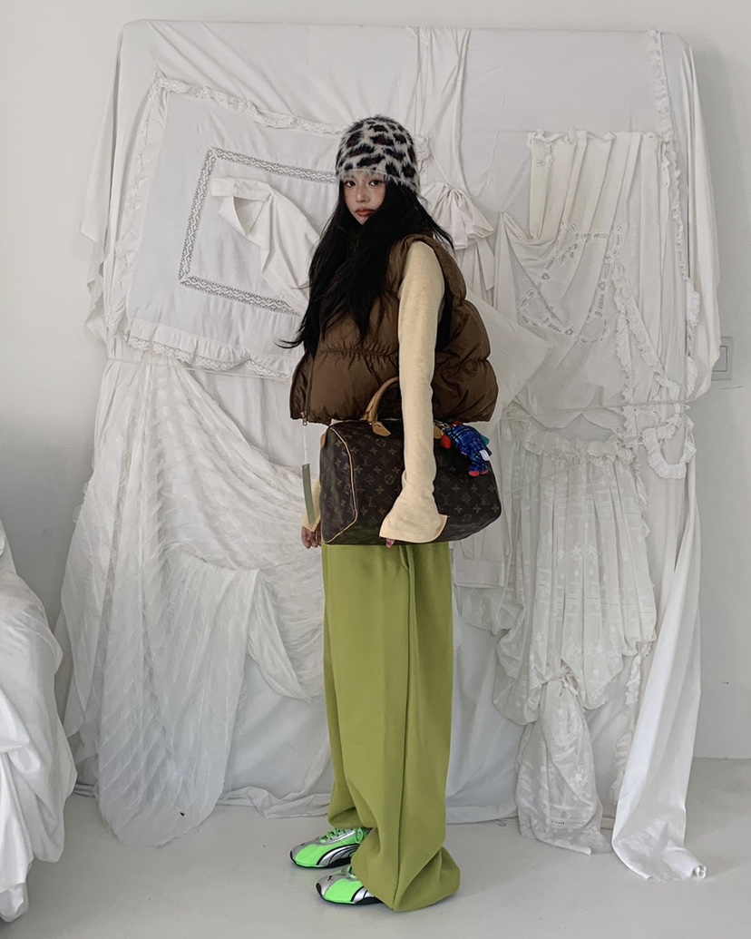 LIVE AID-P東大門㊣實拍女裝新品時尚人氣推薦25秋冬休閑褲LIVE AID-P休閑褲