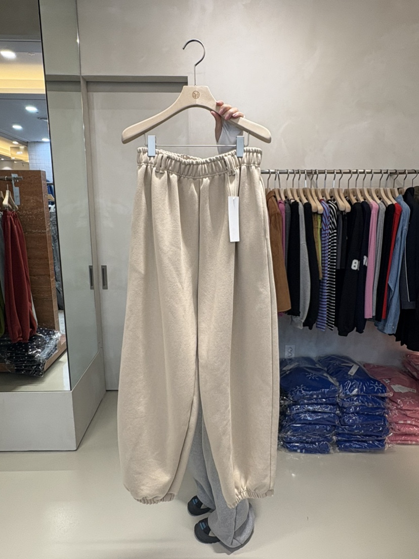 LIVE AID-P東大門㊣實拍女裝新品時尚人氣推薦25秋冬休閑褲LIVE AID-P休閑褲圖色2