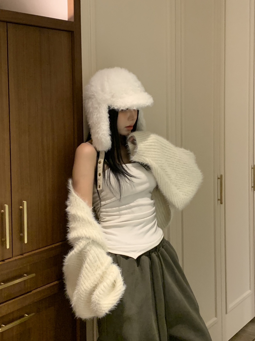 BADCALM東大門㊣實拍女士新品25秋冬職業時尚吊帶背心羊毛絨BADCALM吊帶/背心