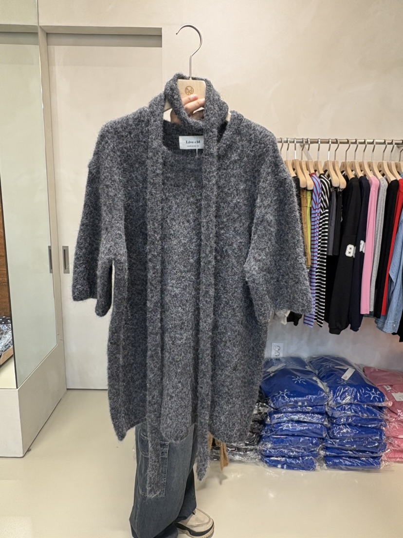 LIVE AID-P東大門㊣代購女裝新品25秋冬時尚針織衫含脖帶LIVE AID-P針織衫圖色2