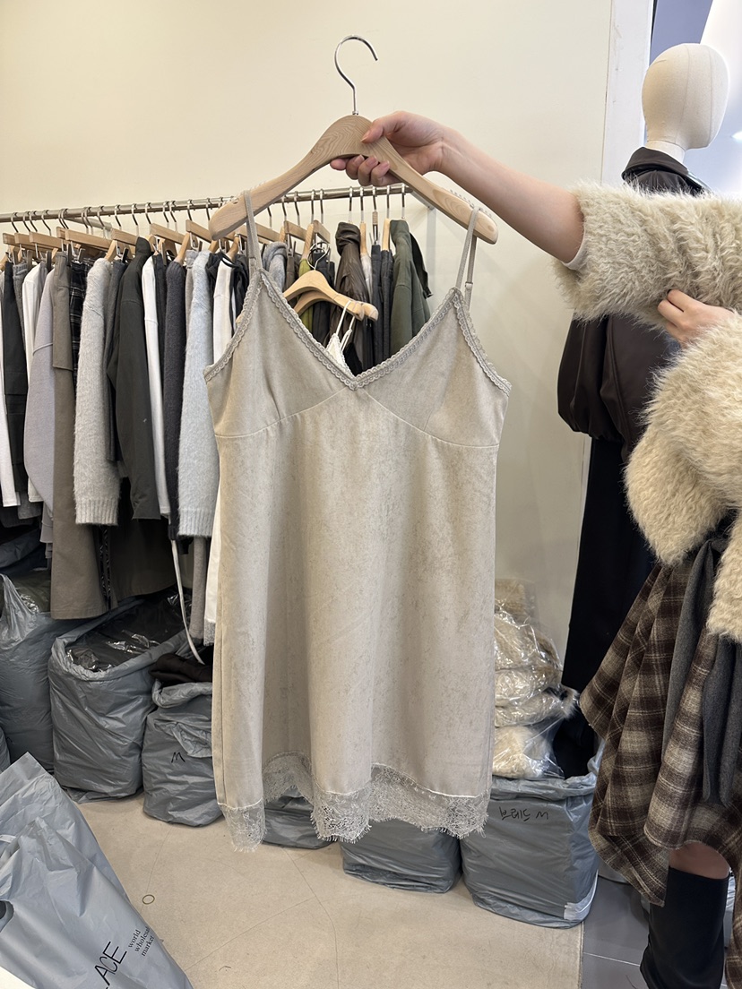 MONDAYMORING東大門㊣直郵女士新品推薦時尚休閑連衣裙麂皮MONDAYMORING連衣裙圖色2