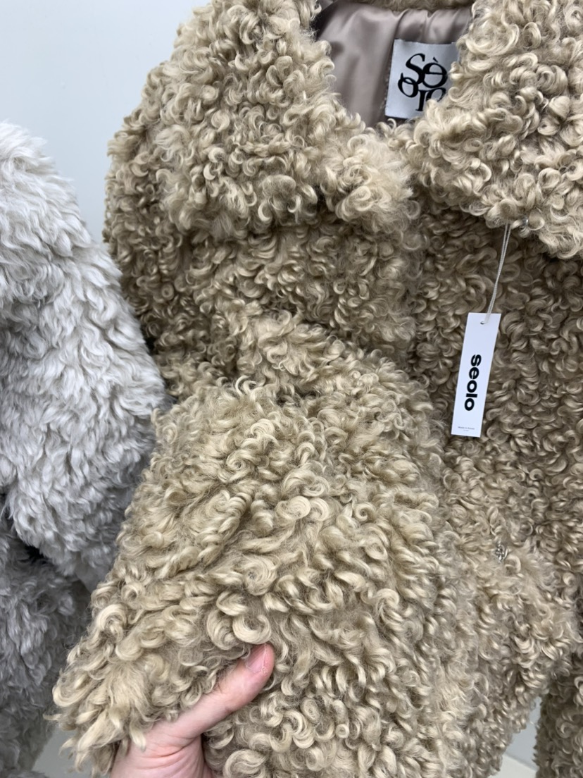 SEOLO韓國代購㊣女裝新款時尚25秋冬休閑推薦熱賣夾克含帽子Seolo seoul夾克