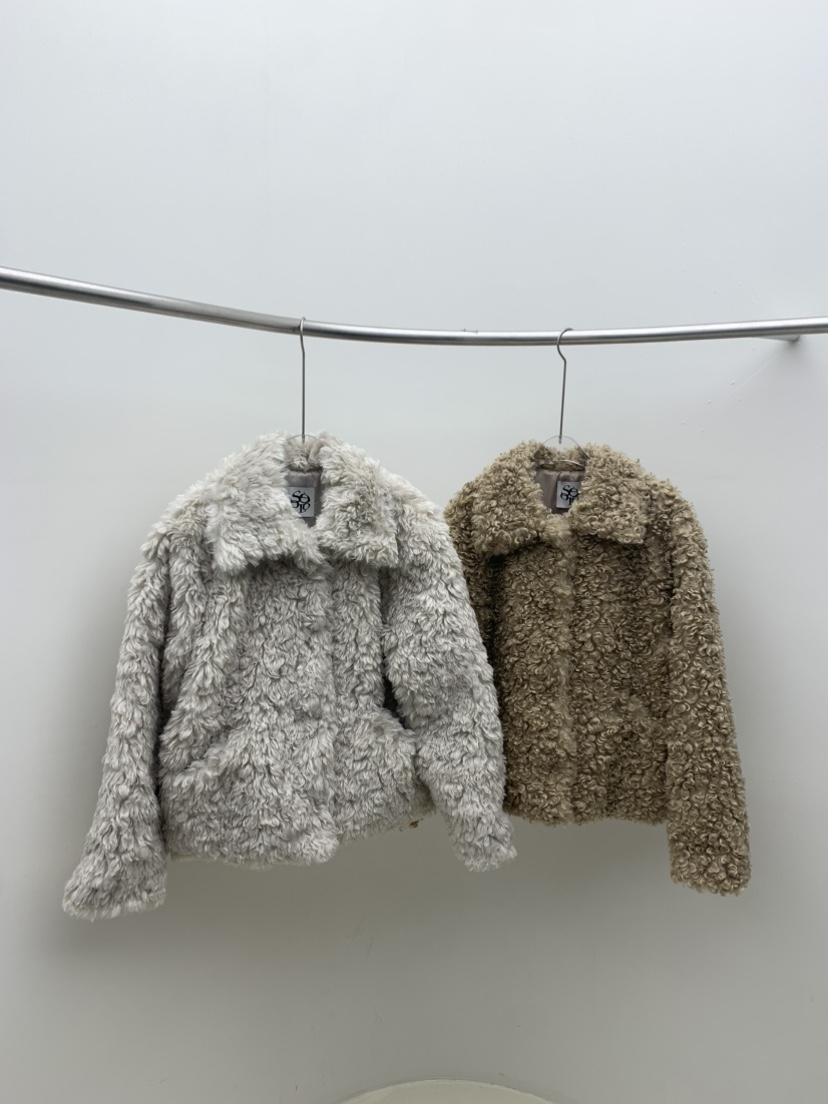 SEOLO韓國代購㊣女裝新款時尚25秋冬休閑推薦熱賣夾克含帽子Seolo seoul夾克