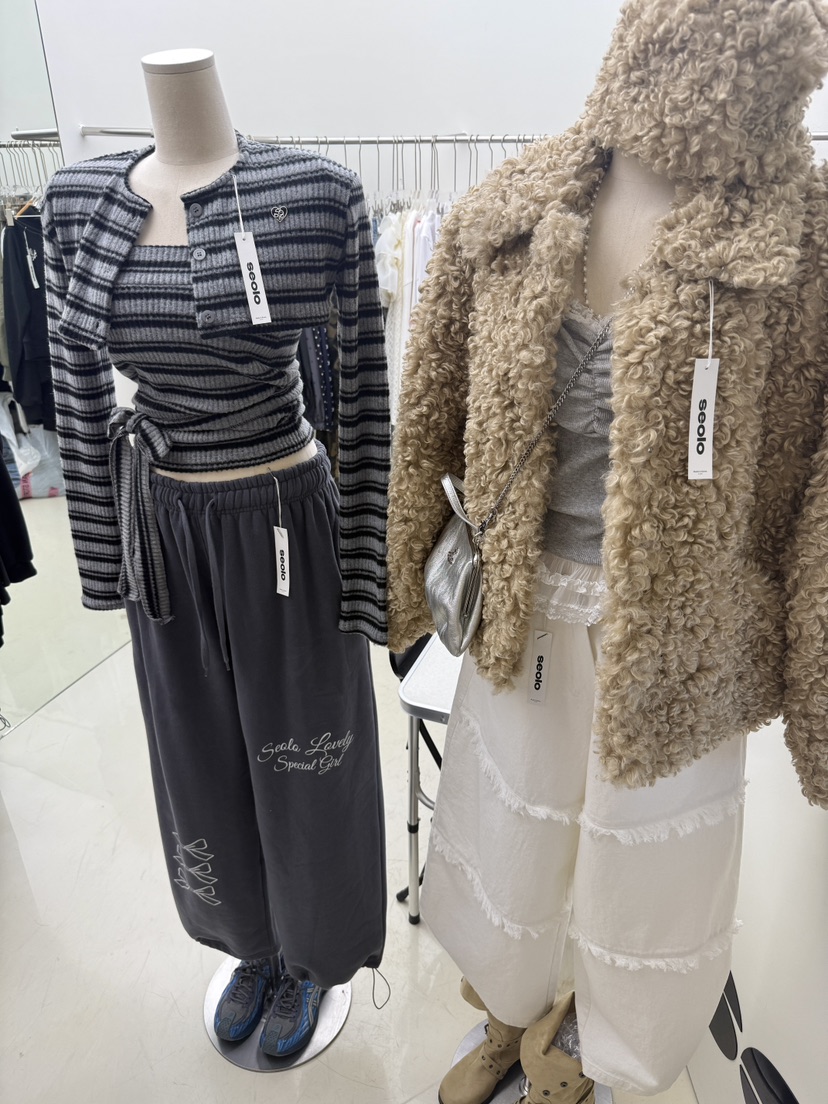 SEOLO韓國代購㊣女裝新款時尚25秋冬休閑推薦熱賣夾克含帽子Seolo seoul夾克