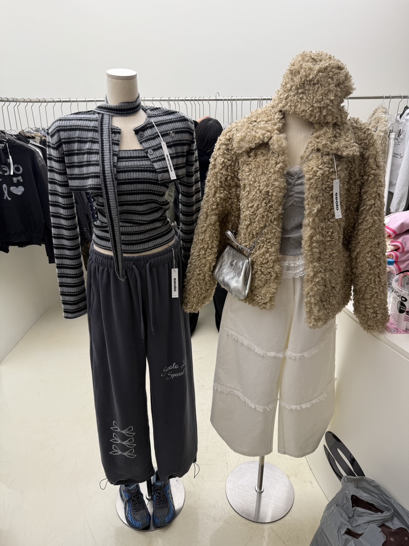 SEOLO韓國代購㊣女裝新款時尚25秋冬休閑推薦熱賣夾克含帽子Seolo seoul夾克