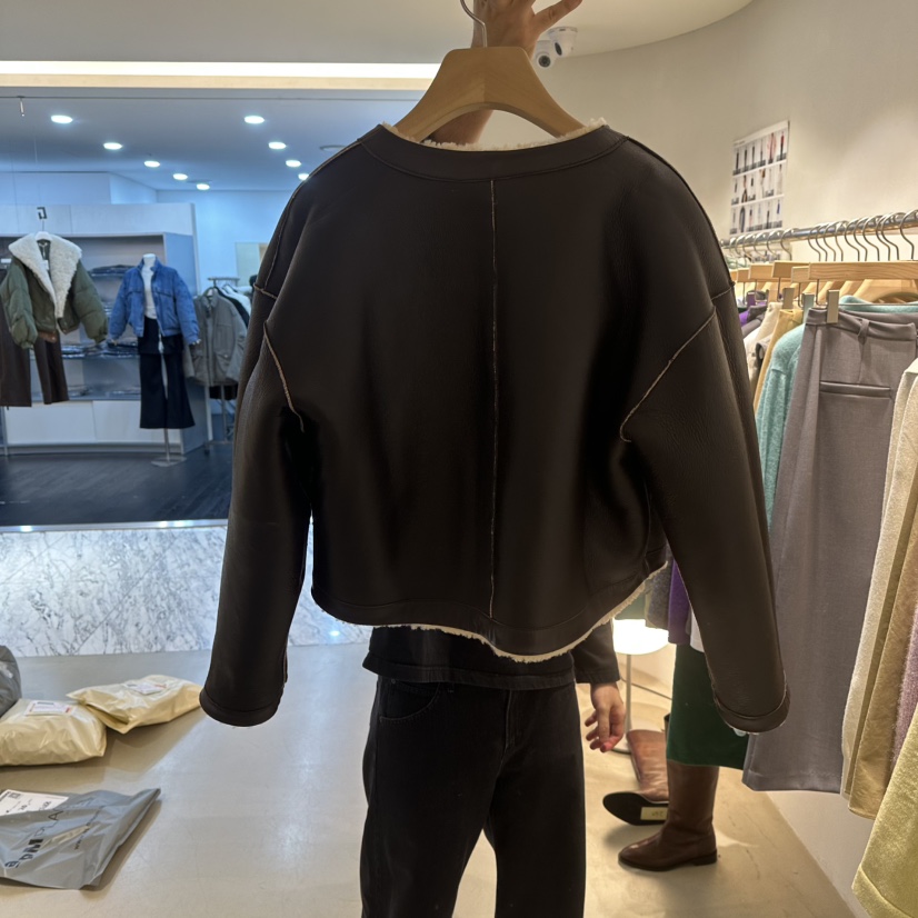 ROOM K-P韓國直郵㊣女裝新品熱賣25秋冬休閑短款大衣里外穿ROOM K短款大衣