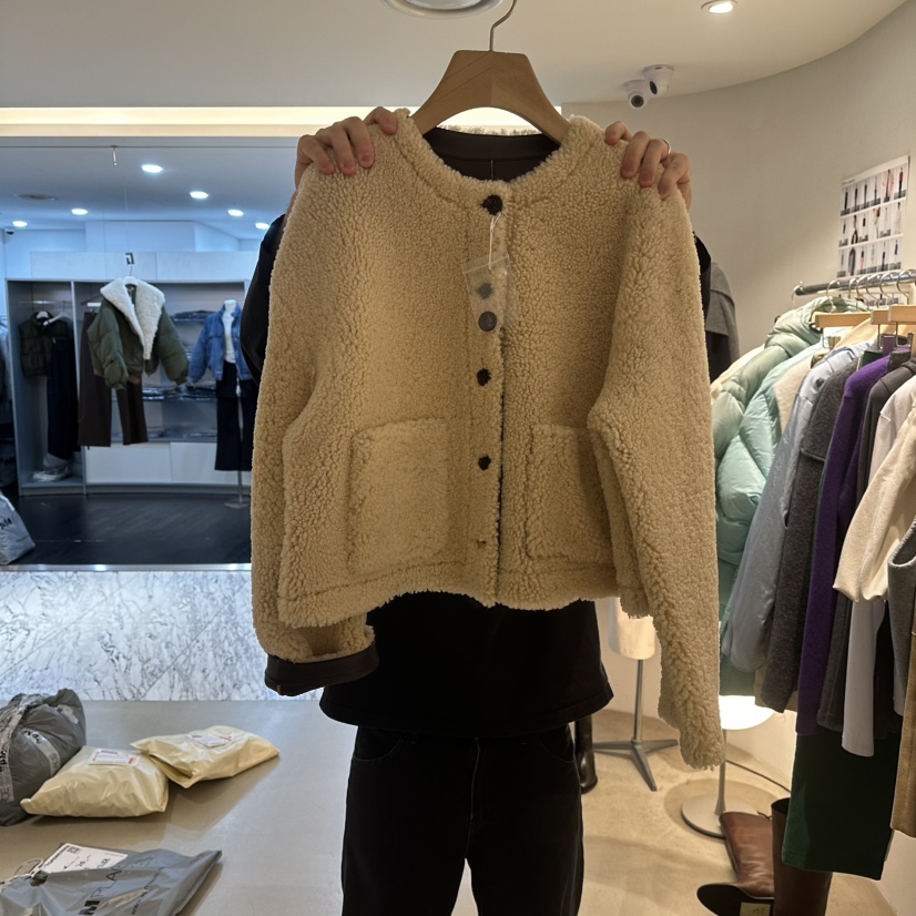 ROOM K-P韓國直郵㊣女裝新品熱賣25秋冬休閑短款大衣里外穿ROOM K短款大衣