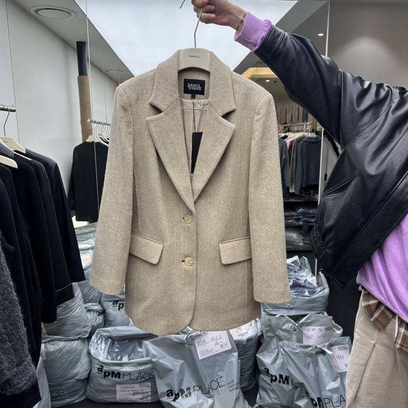 BANUL韓國直郵㊣女裝新品人氣休閑時尚25秋冬短款大衣人字紋BANUL短款大衣