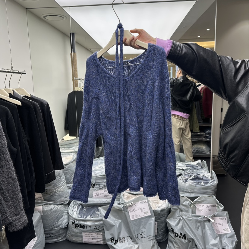 BANUL東大門㊣代購女裝新品真品時尚職業25秋冬針織衫含腰帶圍巾BANUL針織衫圖色2