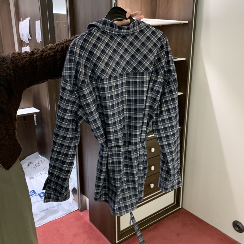 PEANUT BUTTER東大門㊣代購女裝新款熱賣襯衫蕾絲衫含腰帶格子PEANUT BUTTER襯衫/蕾絲衫