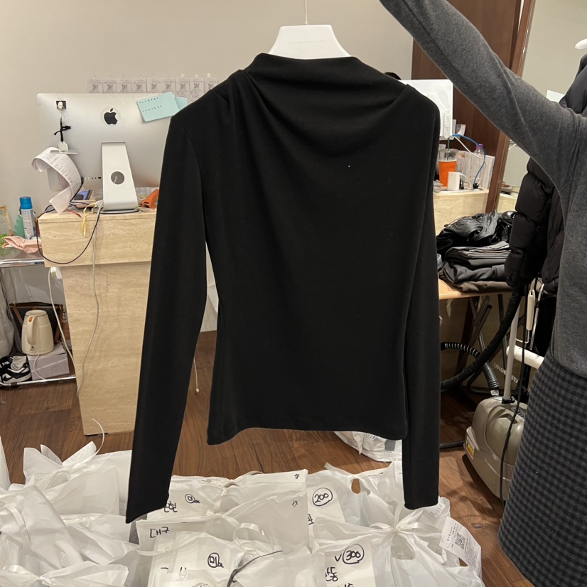 UNDERSTANDING東大門㊣實拍女裝新品推薦真品長袖T恤高領褶皺UNDERSTANDING長袖T恤圖色3