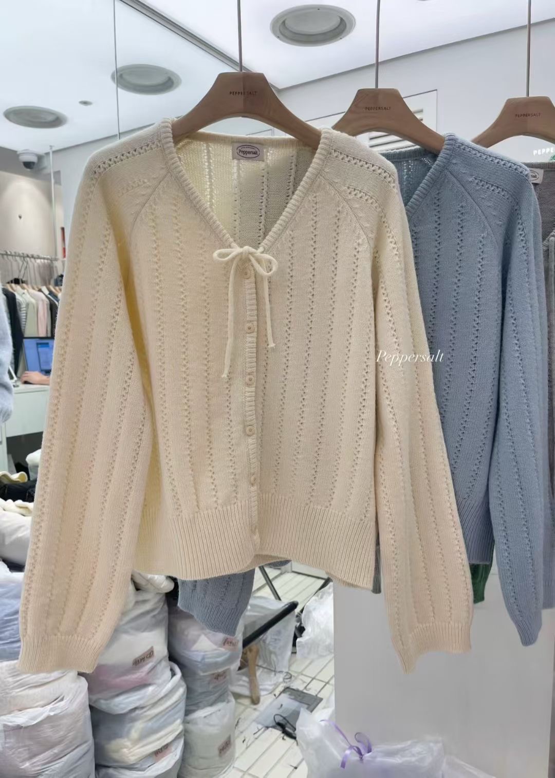 PEPPER 페페東大門㊣直郵女裝新款時尚人氣真品針織衫V領開衫PEPPER-SEOUL針織衫