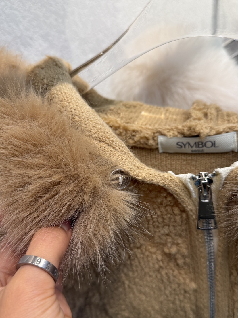 SYMBOL韓國代購㊣女裝新款時尚25秋冬人氣夾克連帽拉鏈衫貂皮SYMBOL夾克