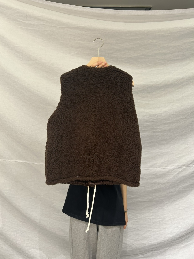 ME MO東大門㊣實拍女裝新品推薦真品時尚職業熱賣休閑馬甲ME MO馬甲