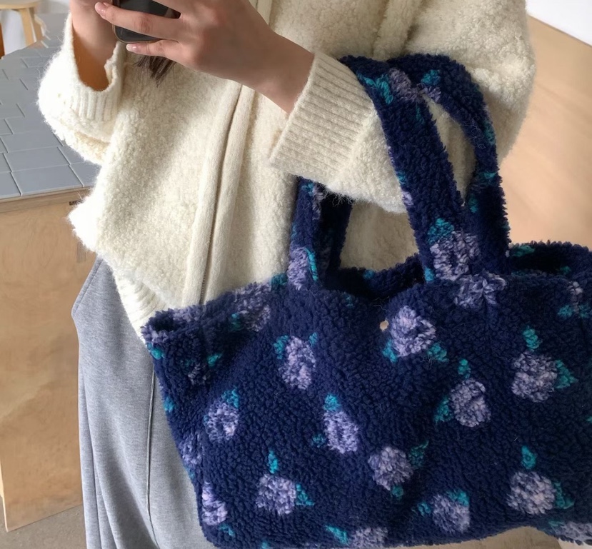 SYMBOL韓國代購㊣女裝新品真品人氣職業熱賣手拿包腋下包羊毛SYMBOL手拿包/腋下包