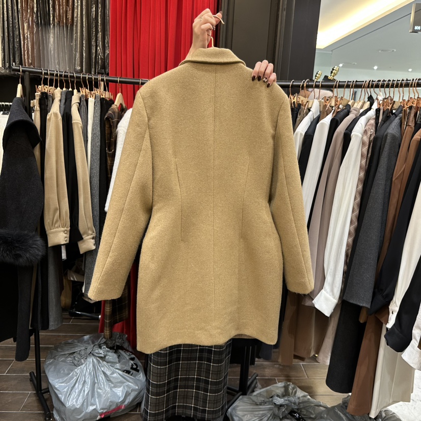 HERISH-HAUTE東大門㊣直郵女士新款人氣熱賣推薦中長款大衣HERISH-HAUTE中長款大衣