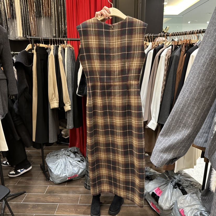 HERISH-HAUTE韓國直郵㊣女士新品熱賣時尚人氣連衣裙不含內搭HERISH-HAUTE連衣裙