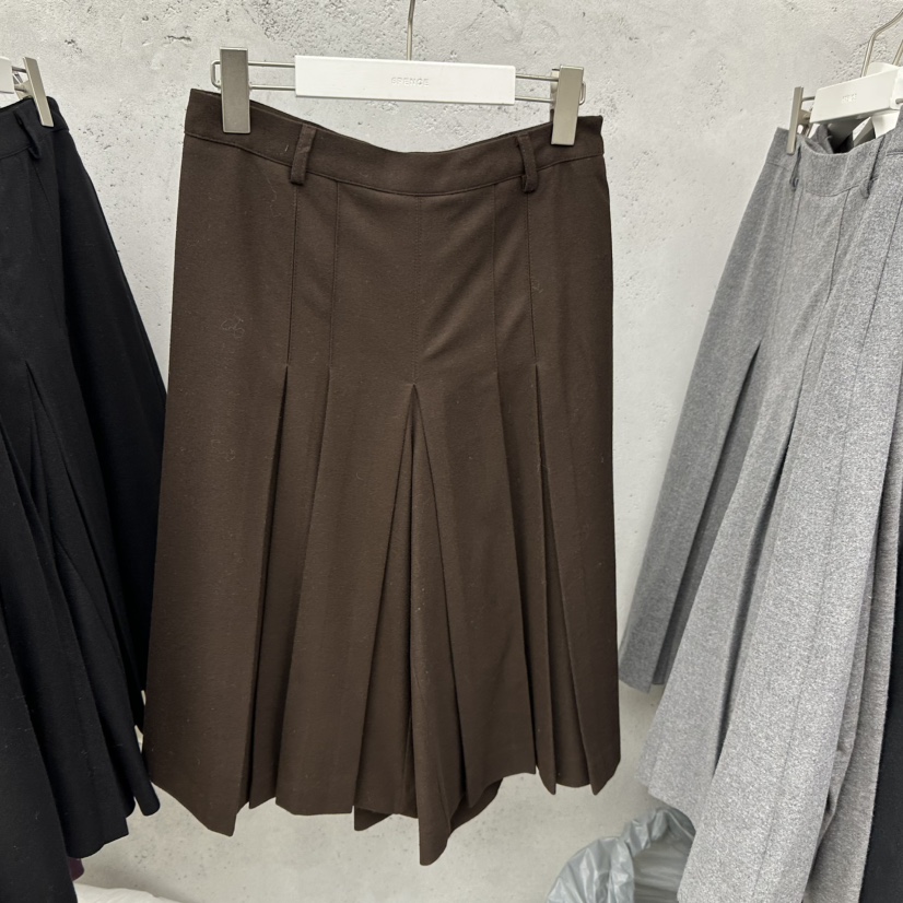 SIXTEEN東大門㊣代購女裝新款真品時尚推薦休閑25秋冬人氣短褲SIXTEEN短褲圖色2