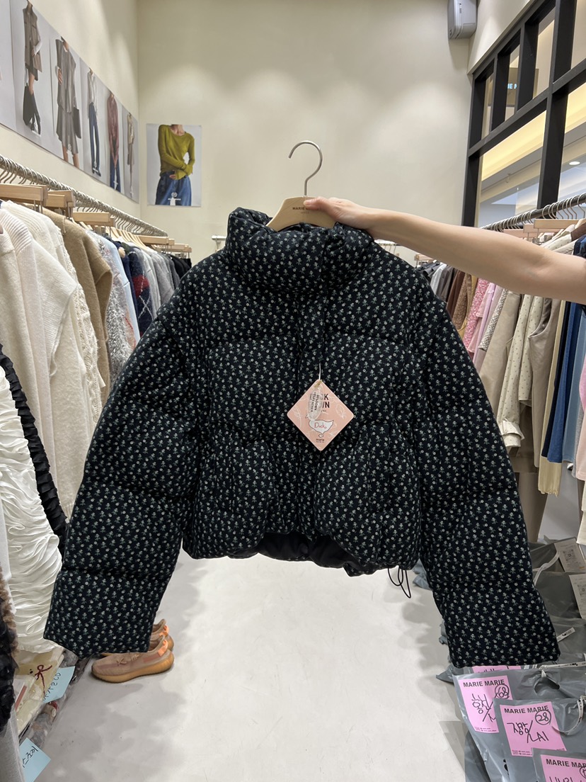 MARIE MARIE韓國代購㊣女裝新款25秋冬短款羽絨服可拆卸鴨絨MARIE MARIE短款羽絨服圖色2