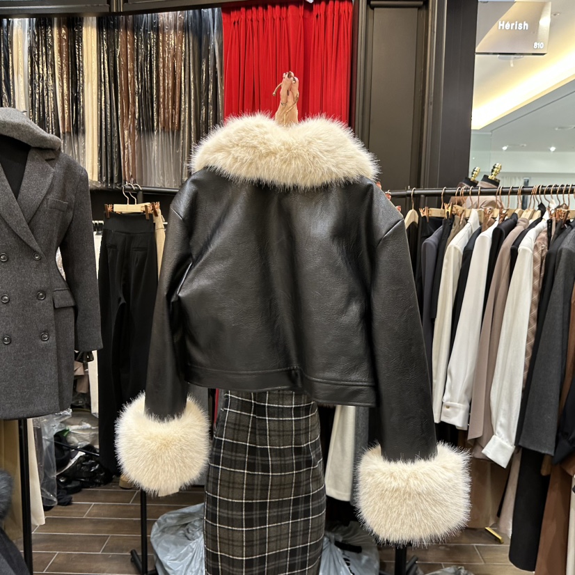 HERISH-HAUTE韓國直郵㊣女士新品熱賣人氣職業夾克毛皮皮革HERISH-HAUTE夾克