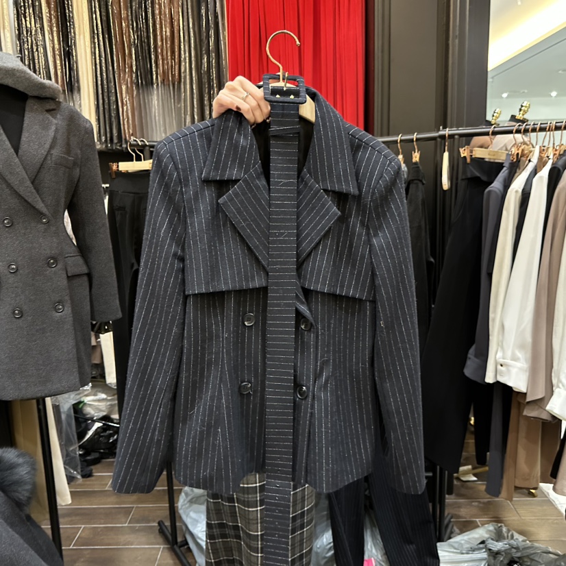 HERISH-HAUTE東大門㊣直郵女士新款25秋冬人氣夾克含腰帶條紋HERISH-HAUTE夾克圖色2