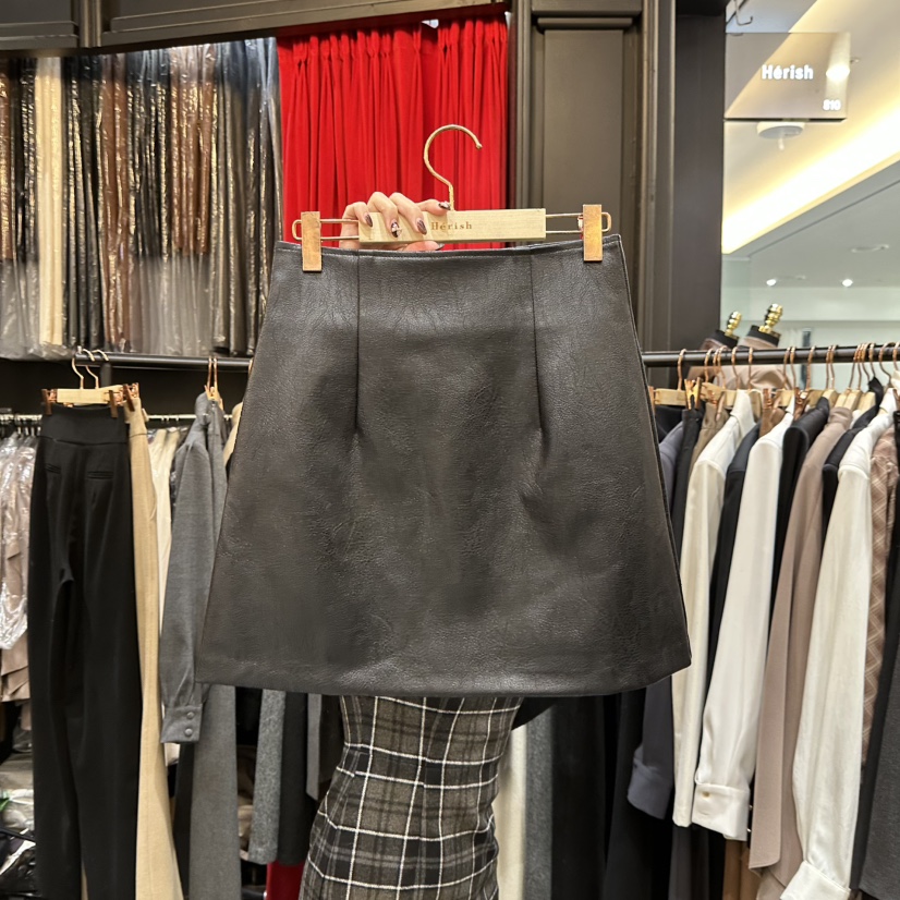 HERISH-HAUTE東大門㊣代購女士新品熱賣職業25秋冬短裙皮革HERISH-HAUTE短裙圖色2