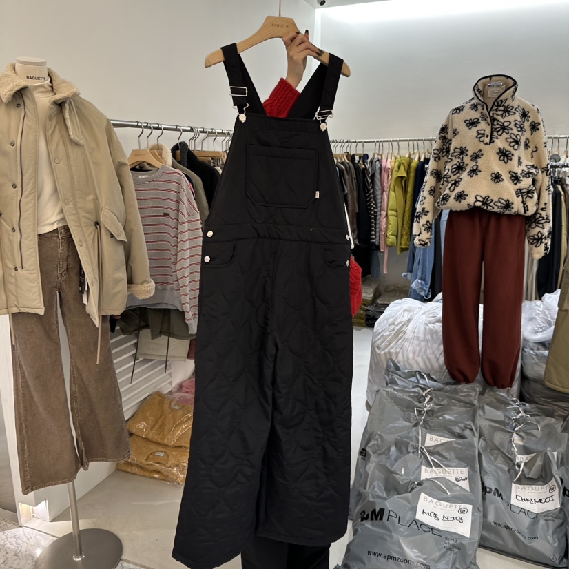 BAGUETTE-P韓國直郵㊣女裝新款人氣推薦真品熱賣背帶褲填充BAGUETTE-P背帶褲圖色2黑色