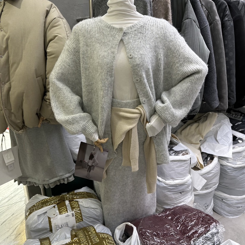 UOOV東大門㊣代購女士新款時尚職業熱賣人氣真品套裝兩件套UOOV套裝圖色3