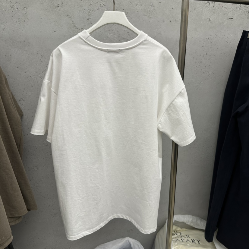 SIXTEEN東大門㊣代購女裝新品真品熱賣人氣25秋冬職業時尚T恤SIXTEENT恤