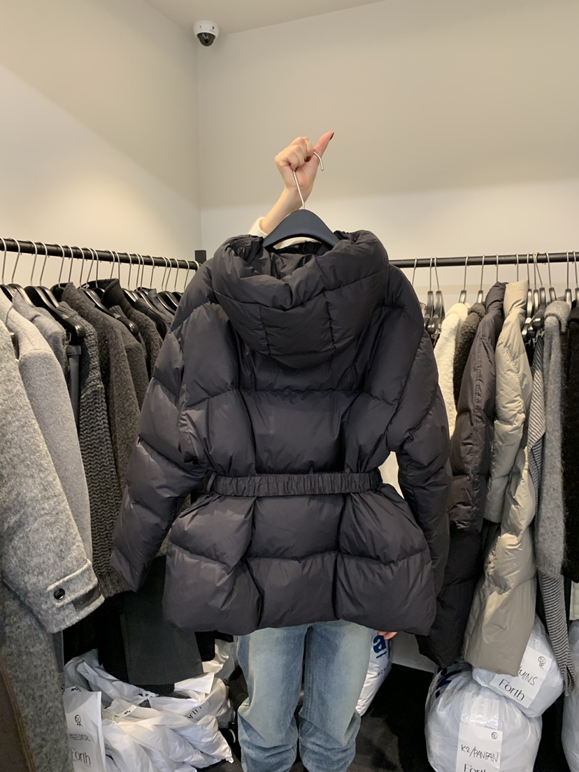 FORTH東大門㊣實拍女士新品時尚人氣職業推薦短款羽絨服兜帽FORTH短款羽絨服