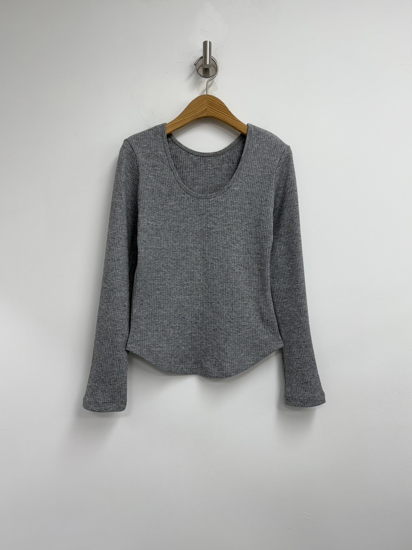 YIKHO STYLE東大門㊣直郵女裝新款推薦熱賣休閑真品長袖T恤YIKHO STYLE長袖T恤圖色2