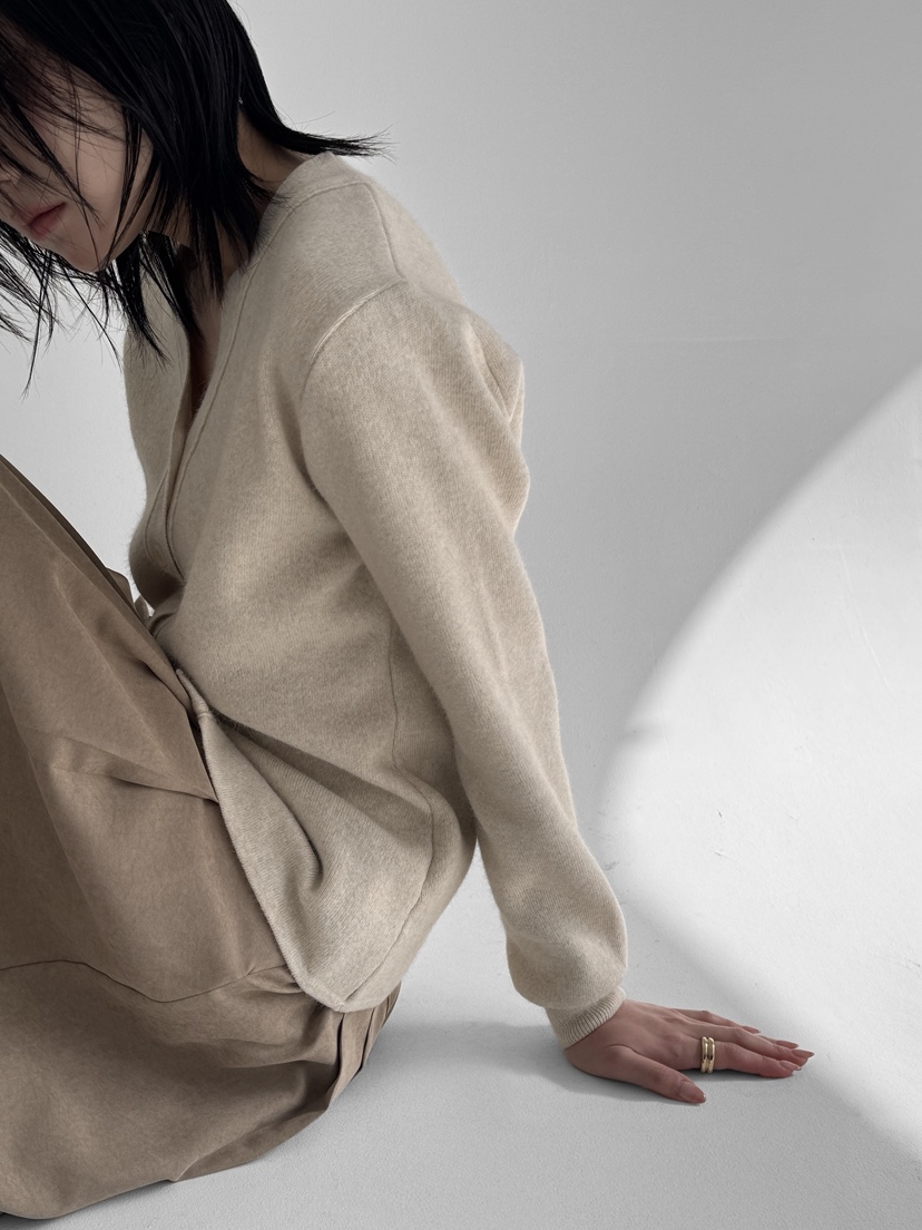 YIKHO STYLE東大門㊣直郵女士新品熱賣25秋冬人氣職業針織衫YIKHO STYLE針織衫