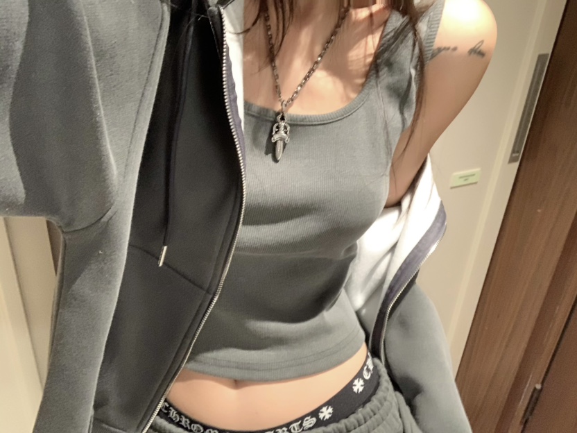 VIRKIN東大門㊣實拍女士新品25秋冬休閑職業人氣時尚吊帶背心VIRKIN吊帶/背心