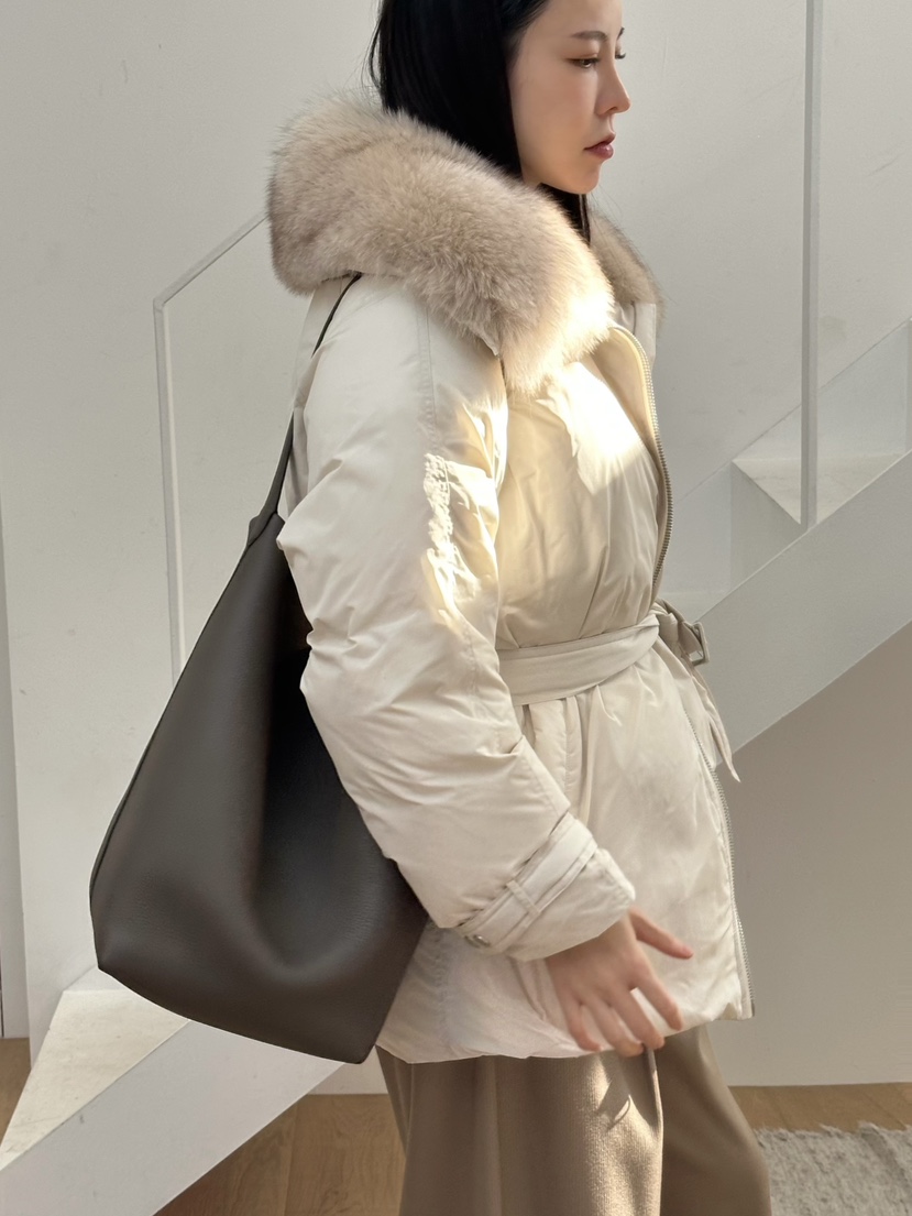 LE VASE韓國直郵㊣女士新品真品25秋冬短款棉服含腰帶狐貍LE VASE短款棉服