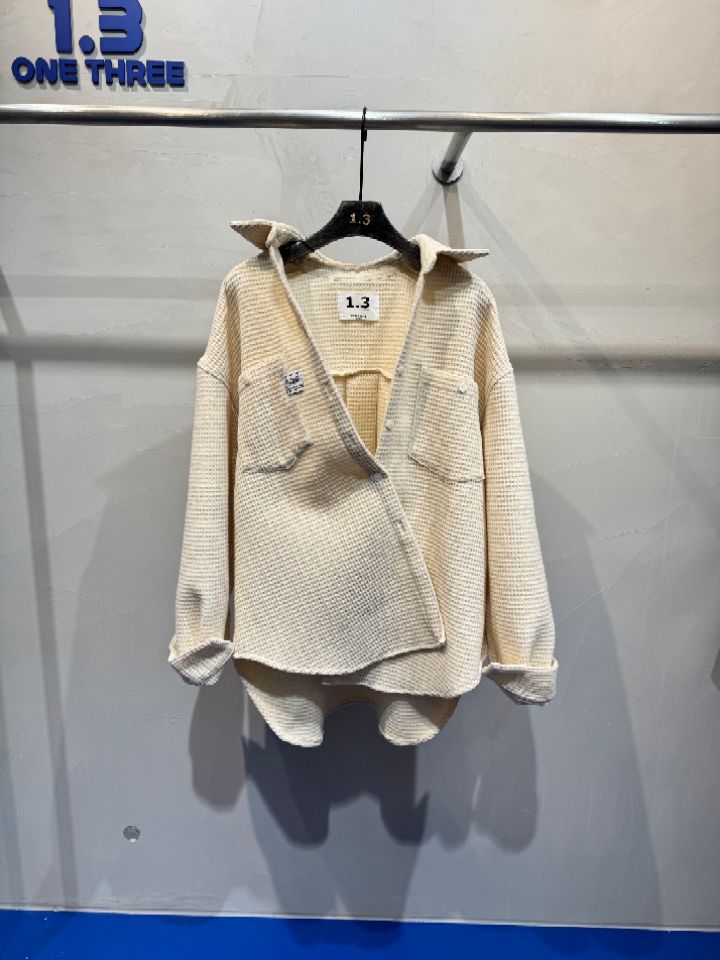 1.3東大門㊣實拍女裝新款熱賣25秋冬休閑職業真品襯衫蕾絲衫1.3襯衫/蕾絲衫圖色1