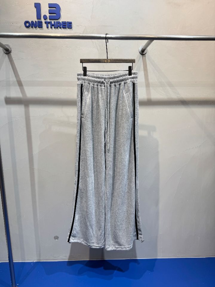 1.3東大門㊣實拍女裝新款25秋冬人氣職業真品熱賣休閑褲絲絨1.3休閑褲圖色1