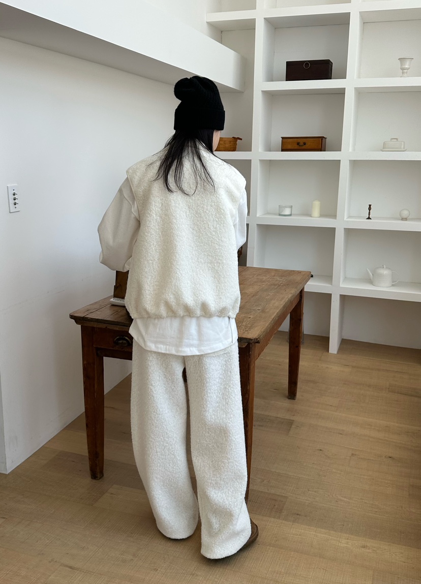 LE VASE東大門㊣實拍女士新款25秋冬職業推薦真品人氣馬甲LE VASE馬甲