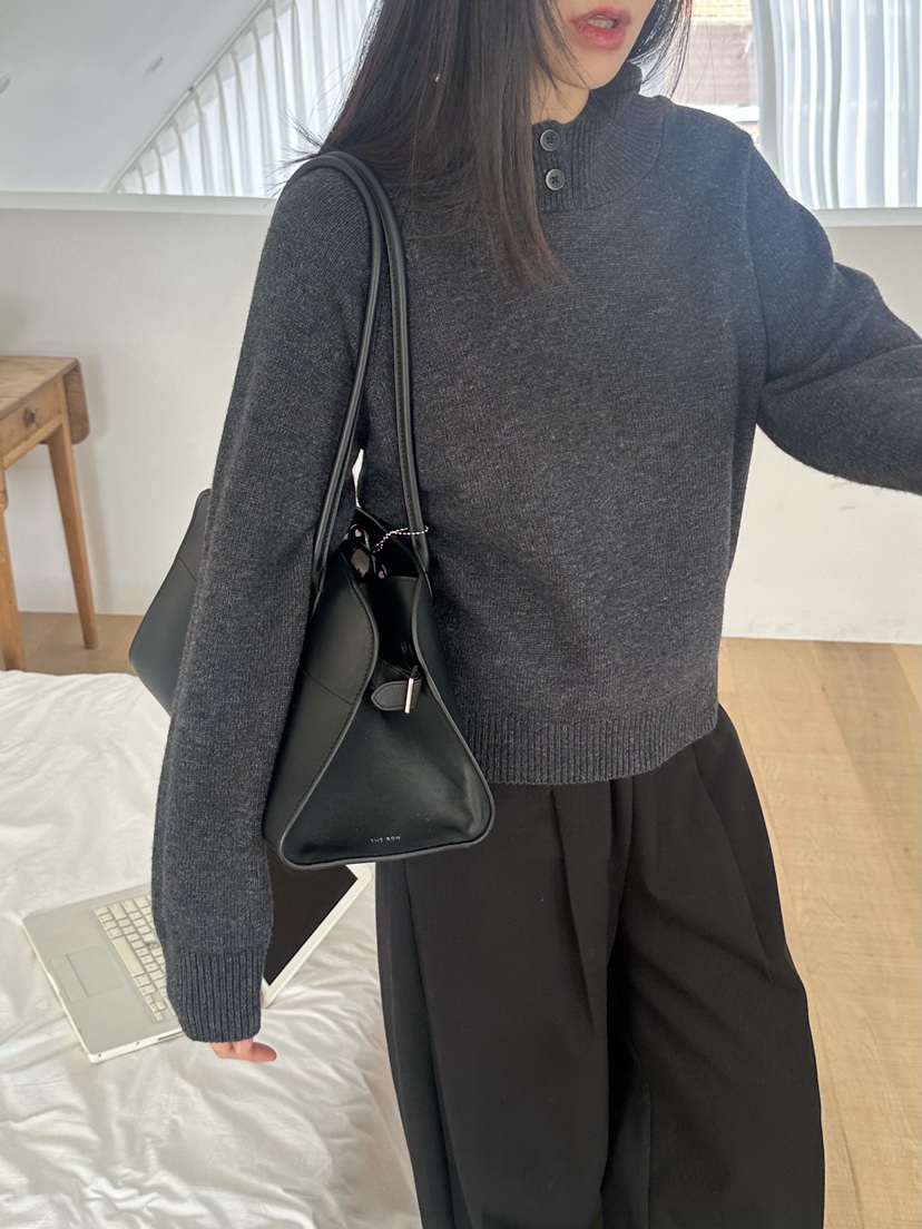 LE VASE韓國直郵㊣女裝新品時尚人氣推薦25秋冬休閑針織衫LE VASE針織衫