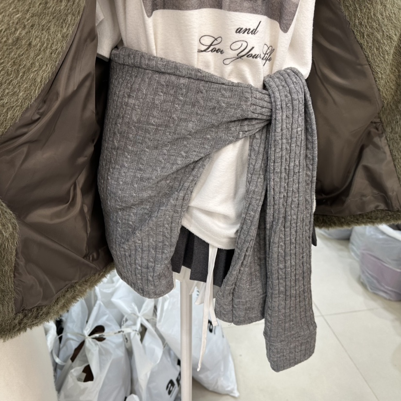 EGG IS韓國直郵㊣女裝新品時尚真品推薦熱賣人氣職業短裙披肩EGG IS短裙圖色2