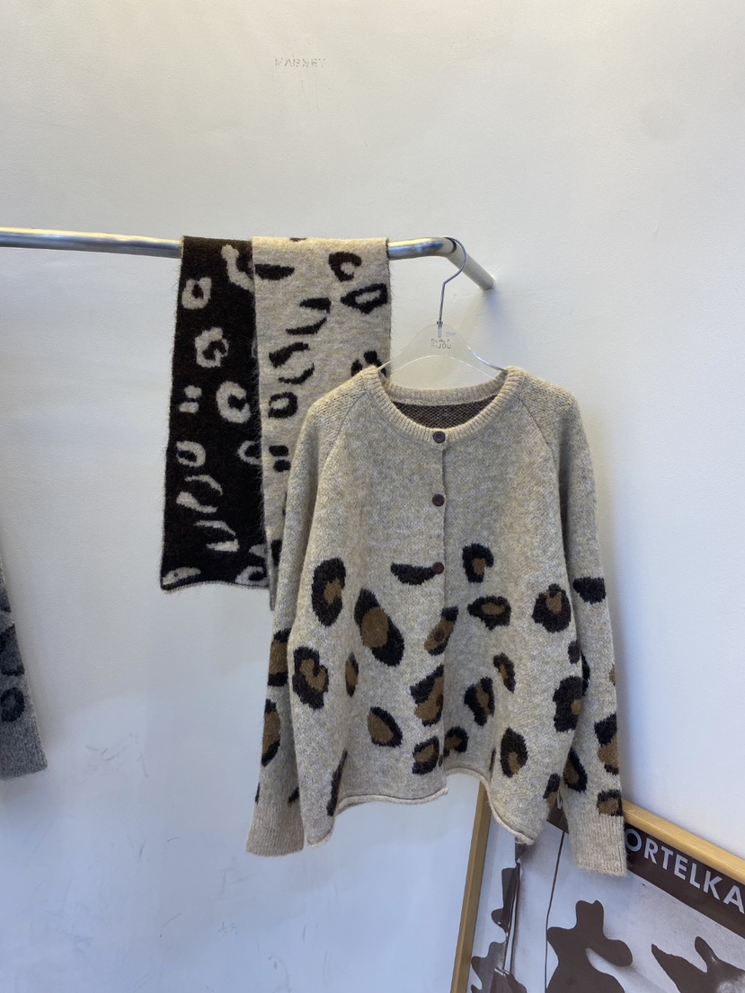 BLACK BIJOU東大門㊣代購女裝新款職業時尚人氣熱賣套裝套裝BLACK BIJOU套裝圖色1