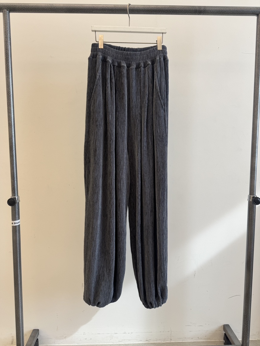 SOMETHING-L/FANCY東大門㊣直郵女士新款熱賣休閑褲天鵝絨SOMETHING-L/FANCY休閑褲圖色3墨