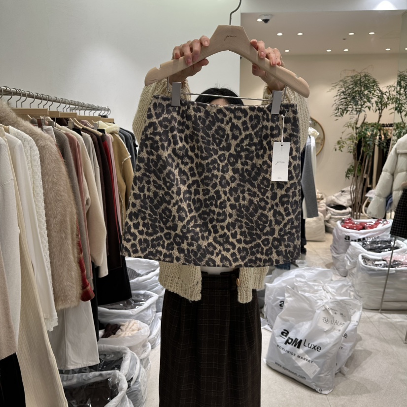 GRACIA韓國代購㊣女士新品熱賣推薦時尚職業25秋冬人氣短裙GRACIA短裙圖色1