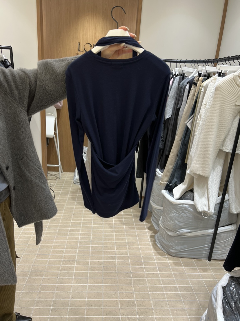 LOFN韓國直郵㊣女士新品推薦時尚25秋冬職業吊帶背心不含內搭LOFN吊帶/背心