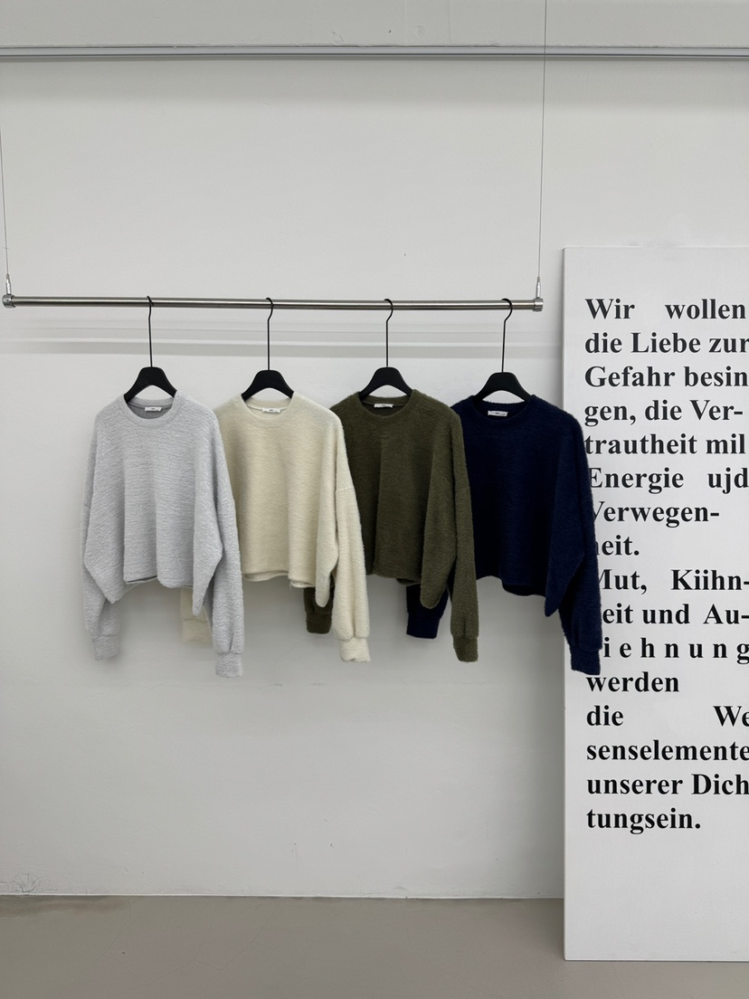 RED-A東大門㊣實拍女裝新款時尚25秋冬熱賣人氣職業長袖T恤RED-A長袖T恤