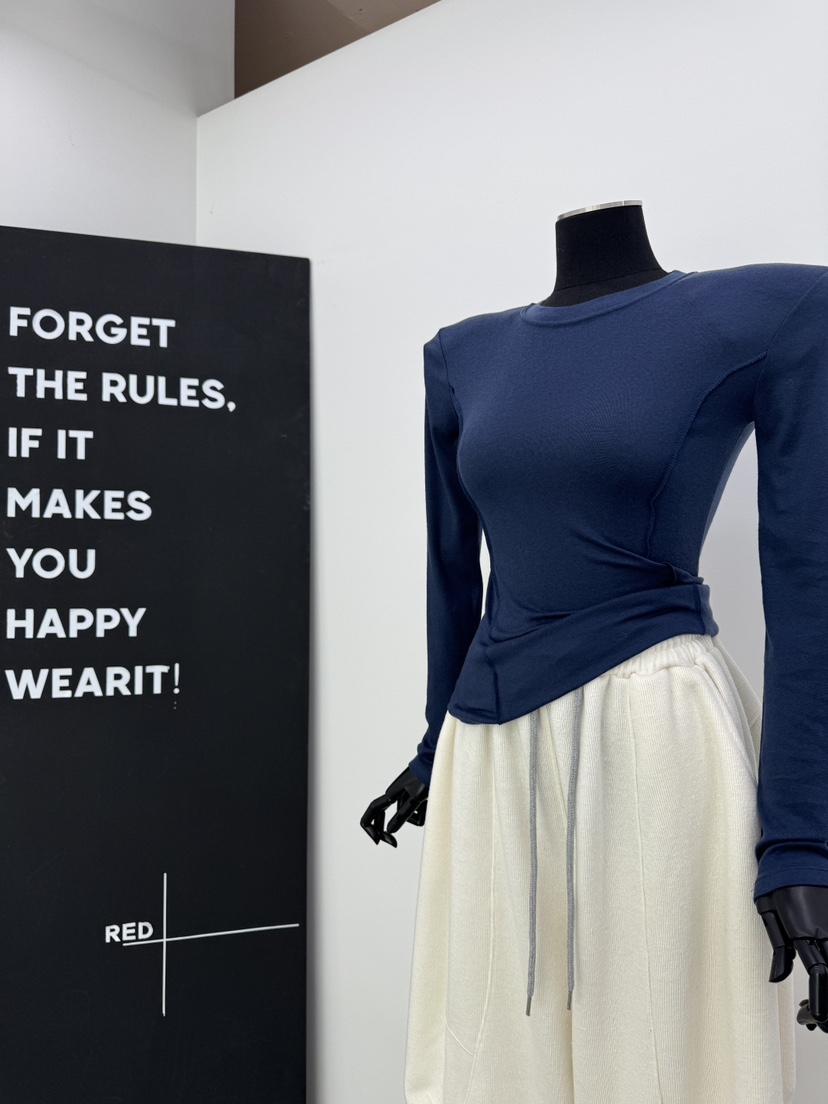 RED-A韓國直郵㊣女士新品時尚人氣熱賣職業休閑真品長袖T恤RED-A長袖T恤