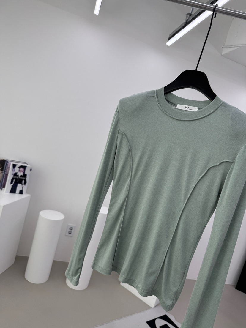 RED-A韓國直郵㊣女士新品時尚人氣熱賣職業休閑真品長袖T恤RED-A長袖T恤圖色2