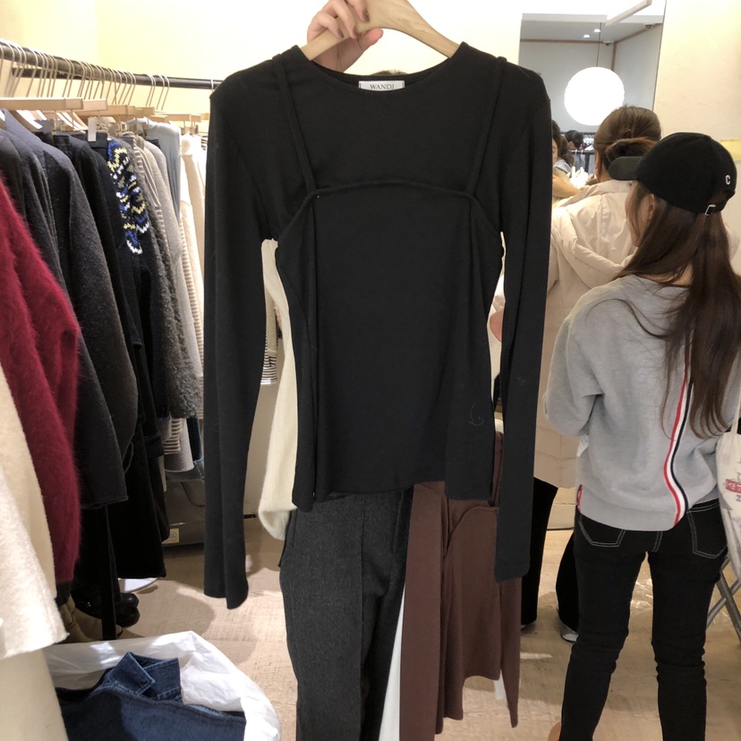 W AND J韓國代購㊣女裝新款熱賣時尚人氣推薦職業長袖T恤W AND J長袖T恤圖色3