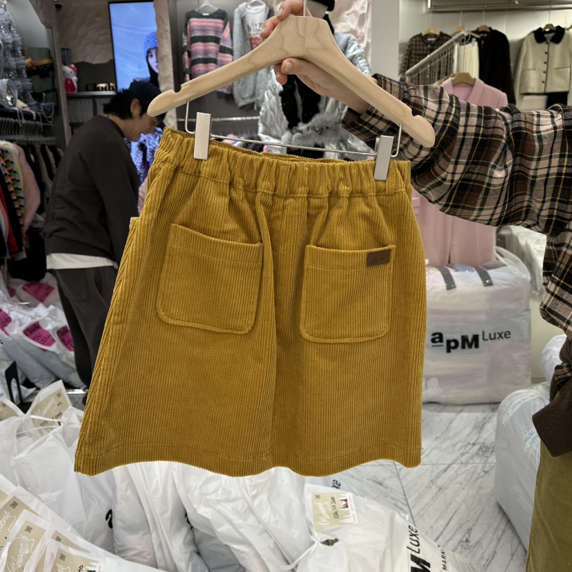 OURMOMENT韓國代購㊣女裝新款時尚熱賣職業25秋冬真品休閑短裙OURMOMENT短裙