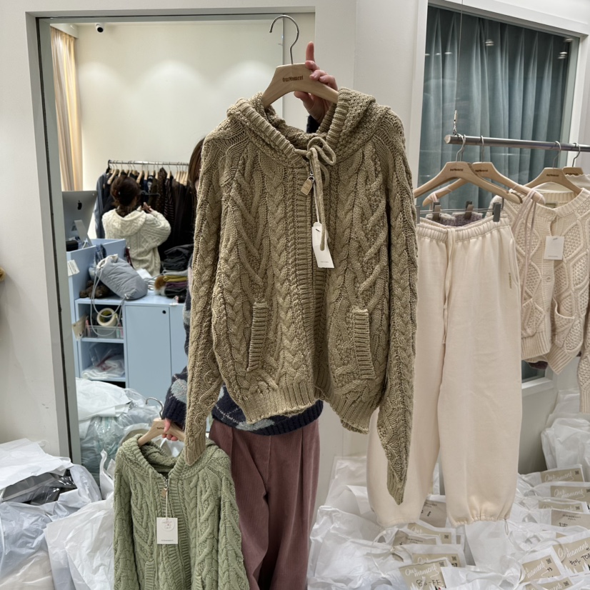 OURMOMENT韓國直郵㊣女裝新品職業熱賣25秋冬時尚真品休閑毛衣OURMOMENT毛衣圖色2