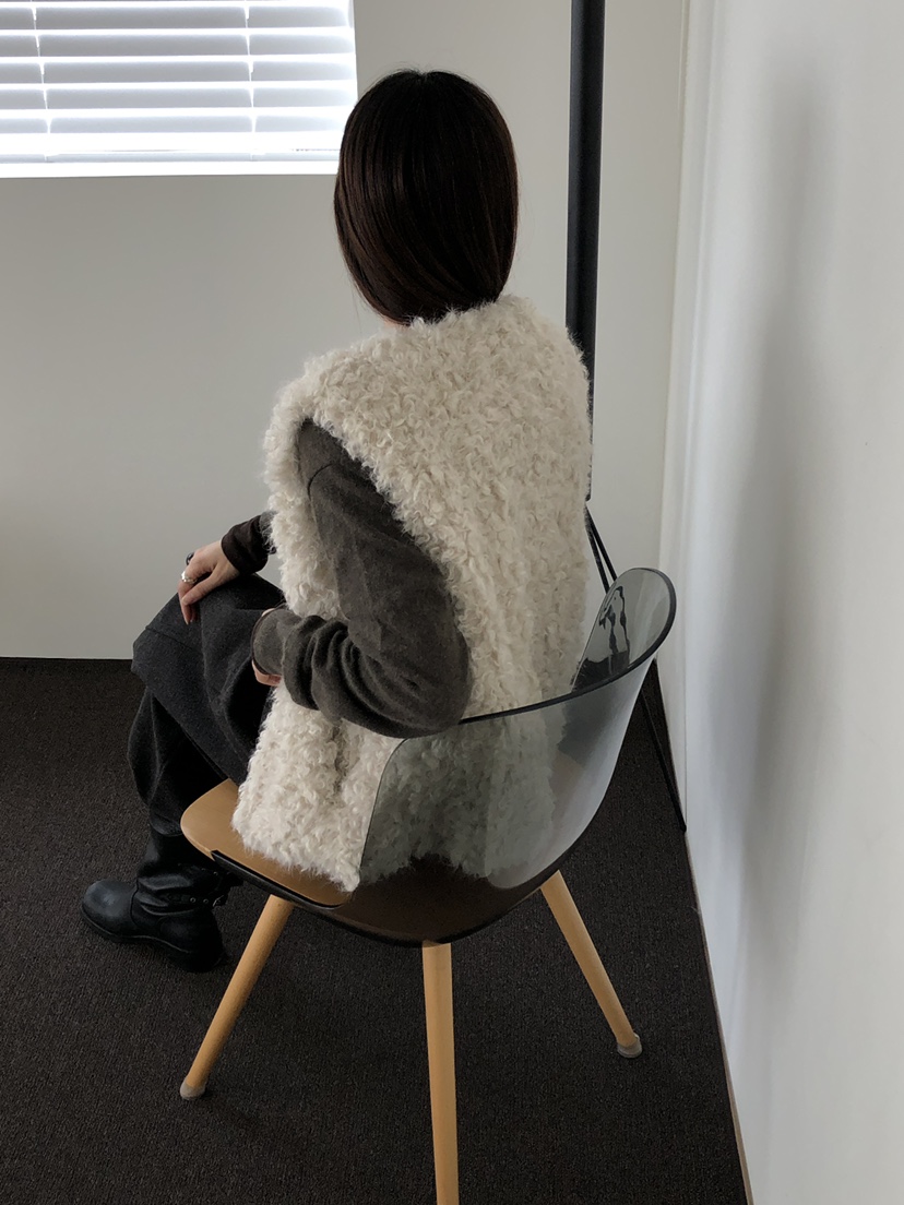 B_GARDER東大門㊣實拍女裝新品職業熱賣時尚休閑人氣25秋冬馬甲B.GARDER馬甲